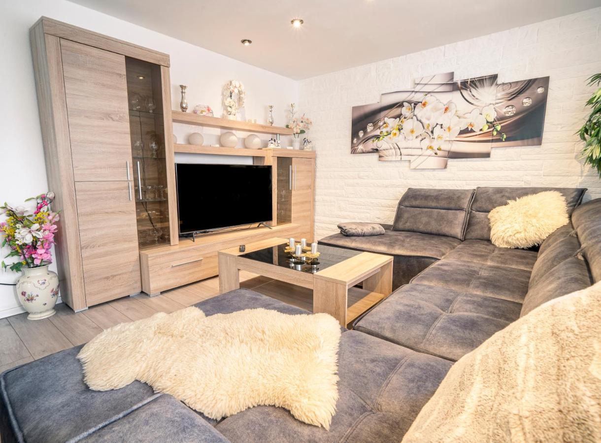 Truth Fuer 5 - King Size Betten, Kamin, Garten, Xxl Couch, Smart-Tv Дортмунд Екстериор снимка